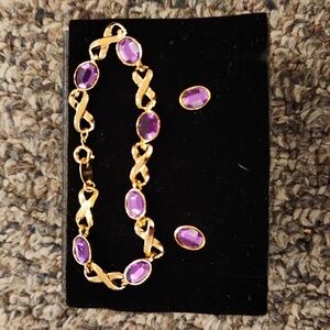 Vintage AVON Goldtone Purple Cabochon Infinity Link Bracelet and Earrings Set